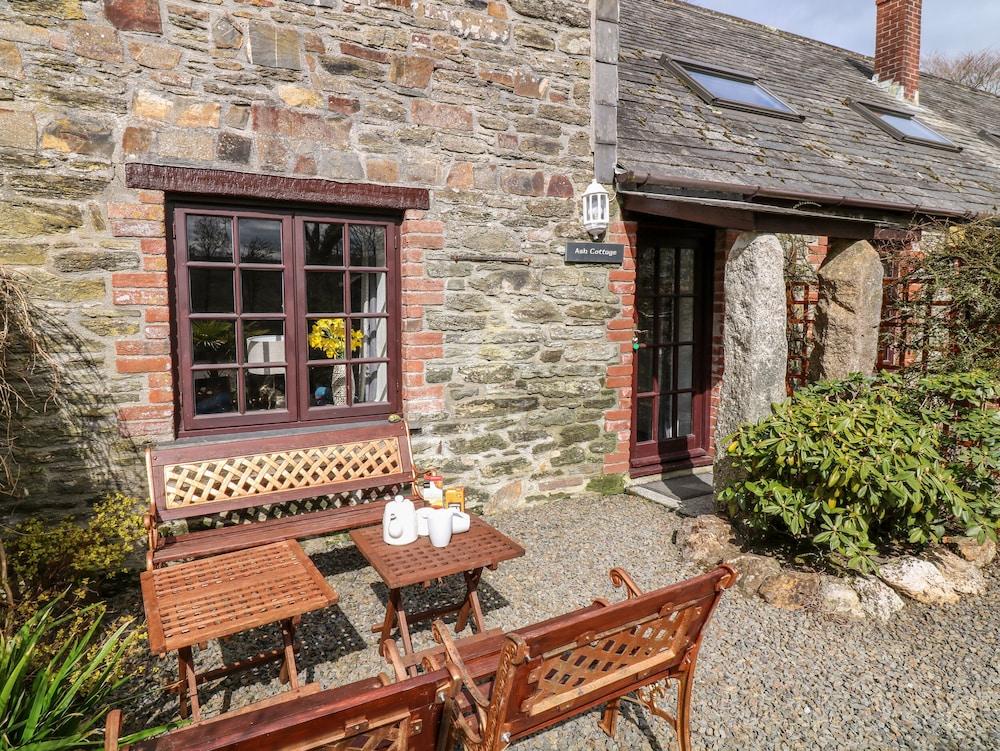 Ash Cottage