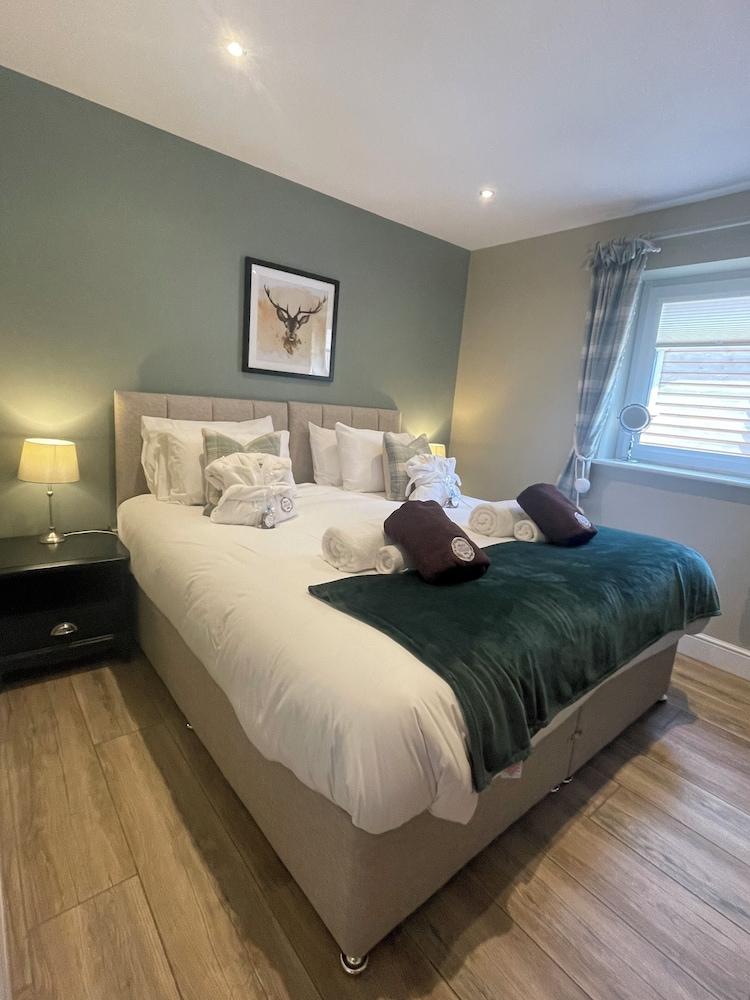 Valley View Lodge Sleeps 8 With Hot Tub