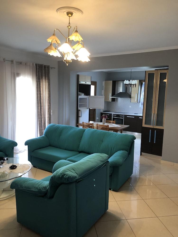 Kalogeris House Mouzaki