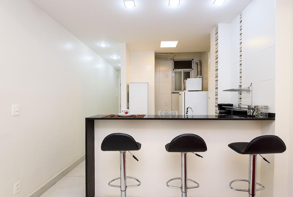 3 Minutes From Copacabana Beach Df219