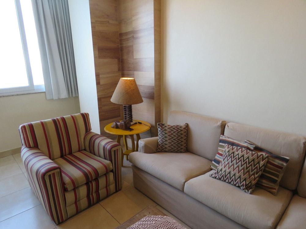 Classic in Copacabana Beach View Atl702