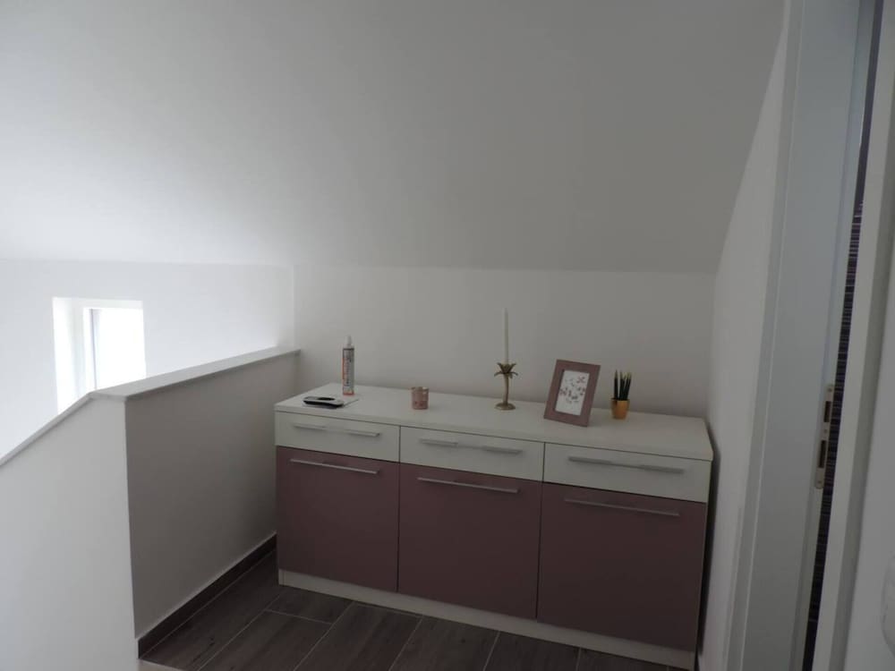 Luxurious 2-bed Appartment in Mandre With Pool