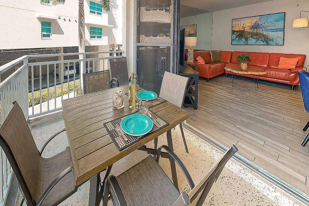 House of The Sun Siesta Key Crescent Beach