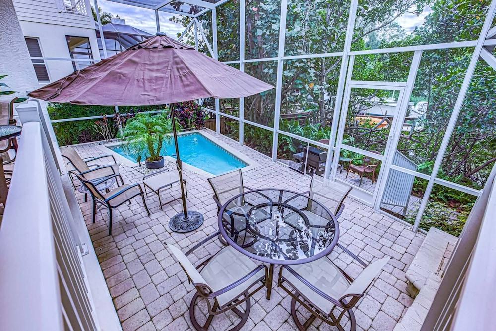 Palm Island Canal Home - 4 BR