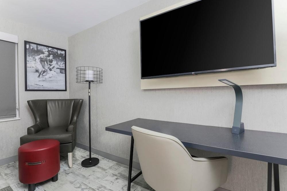 Four Points by Sheraton Amarillo Central