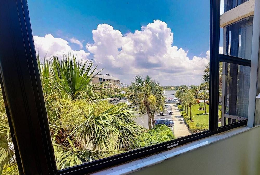 Harbor Towers 3rd Fl 2 Bedroom Bay View