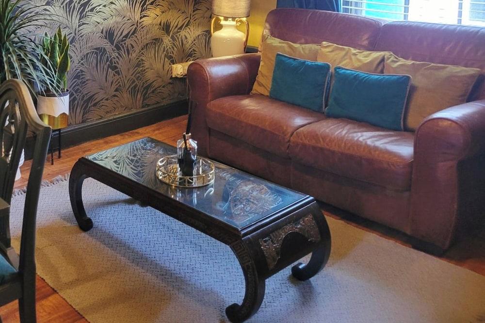 The Little Townhouse - Southwell