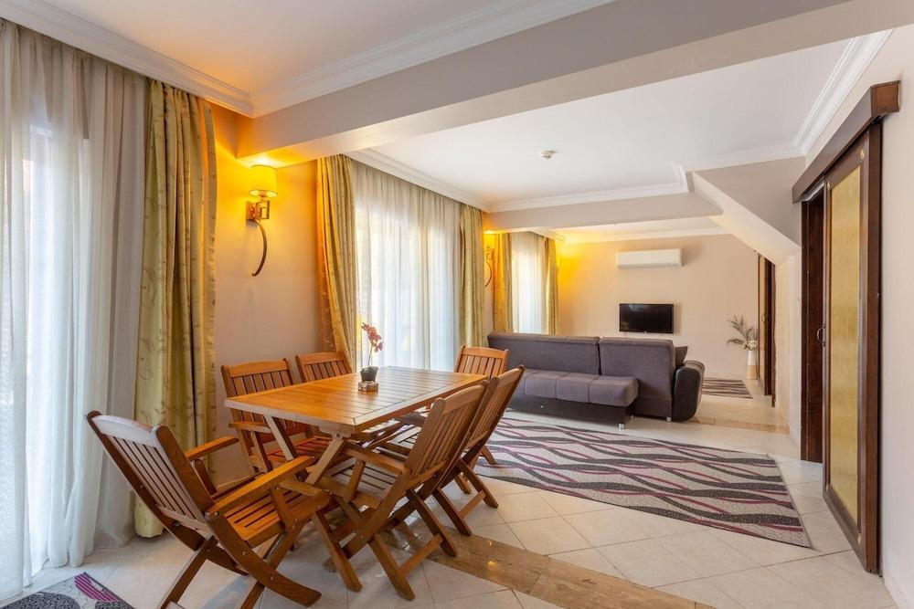 Villa Asli Paradise Private Pool A C Wifi Car Not Required Eco-friendly - 2226