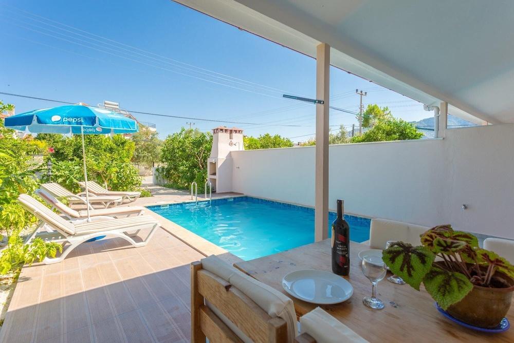 Villa Duman 1 Private Pool A C Wifi Car Not Required - 3164