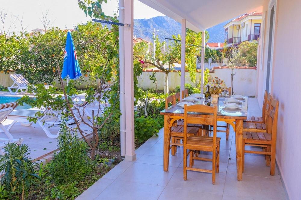 Villa Duman 3 Large Private Pool A C Wifi Car Not Required - 3166