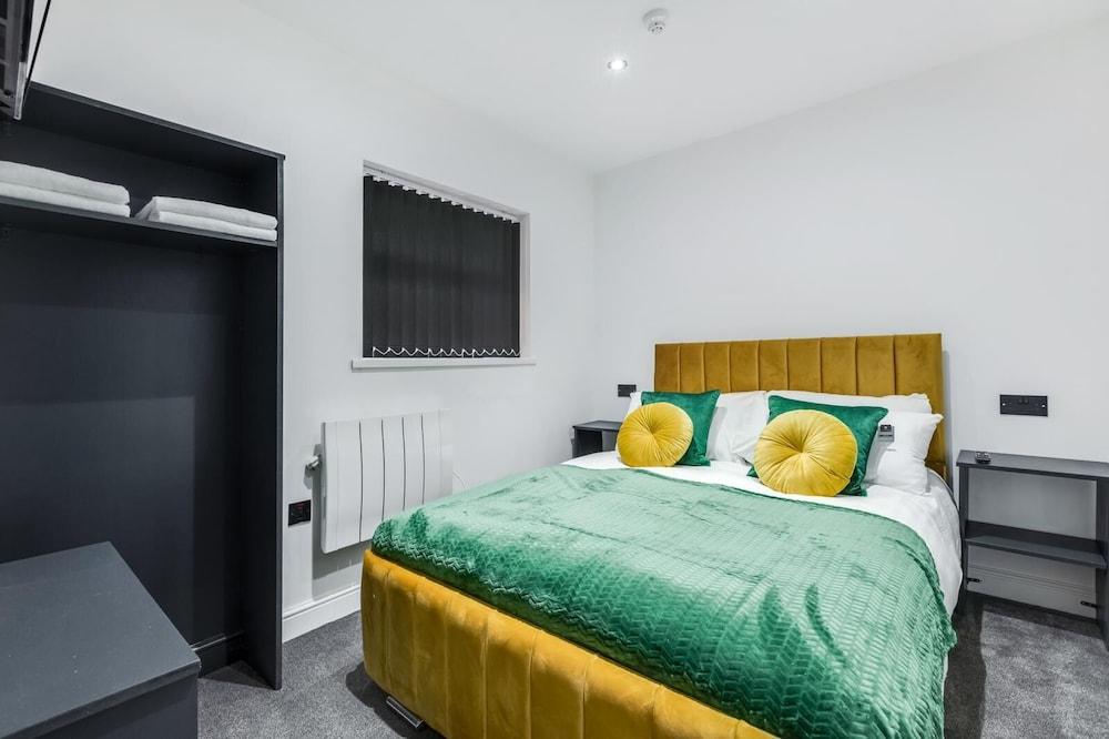 Winter Garden Apartments by Sasco