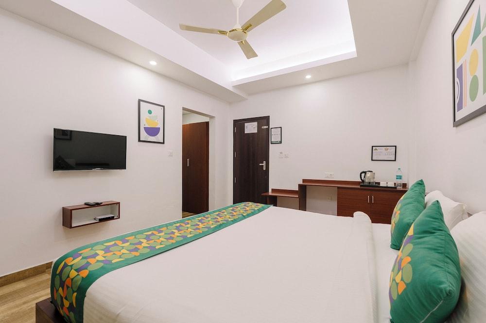 Treebo Wanderlust Residency With Mountain View