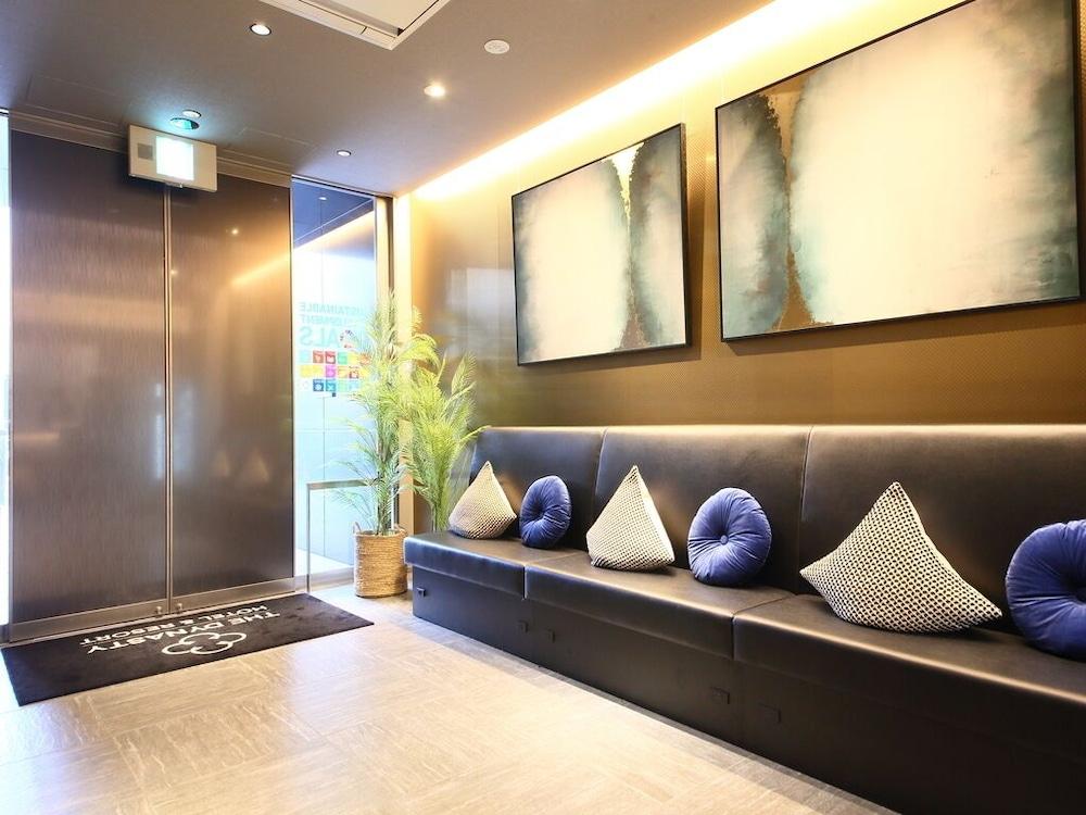 Dynasty Hotel & Resort Osaka