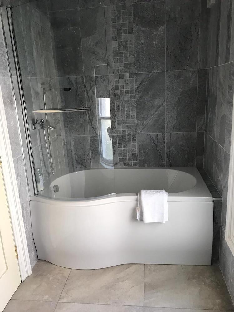 Beautiful Garden Double Room With Private Access