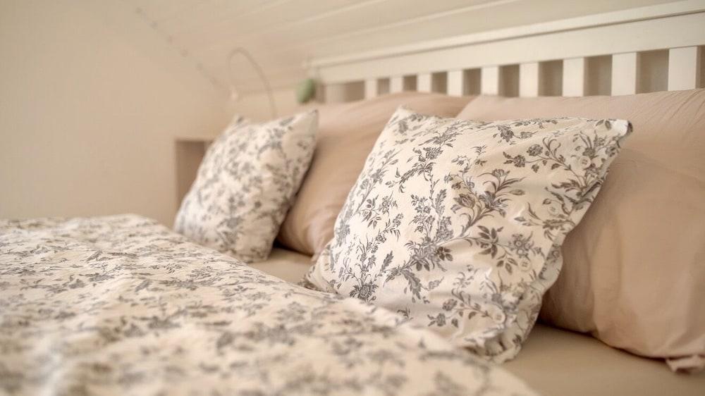 Stunning 6-bed Villa in Etoy