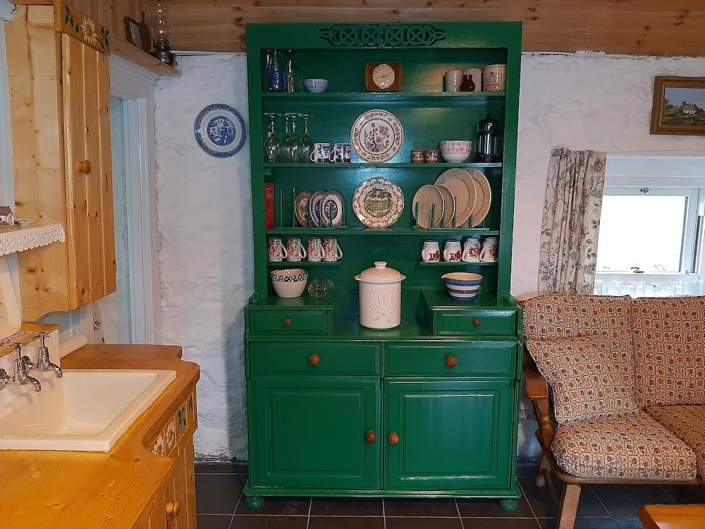 Cherrytreecottage - Cosy 19thcentury/pet Friendly