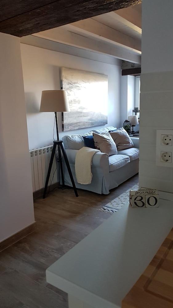 Casa Ribadevega En La Playa De Vega