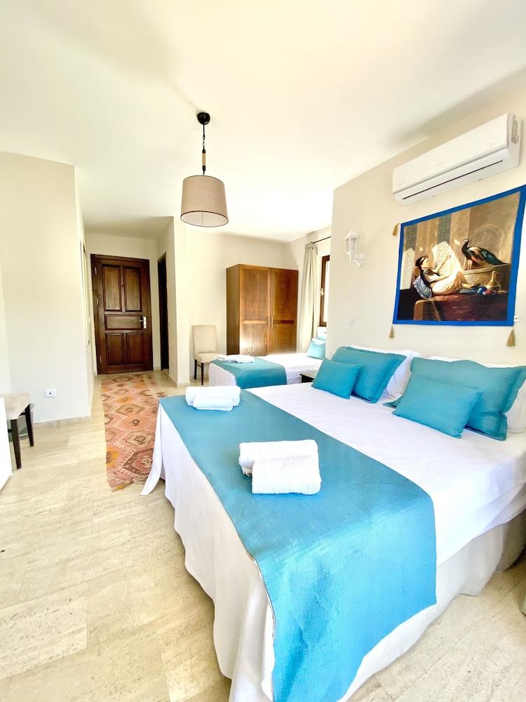 Club Barbarossa Villas