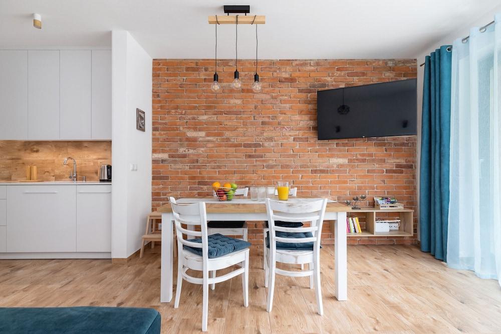 Apartment Ski&bike Wislanska by Renters