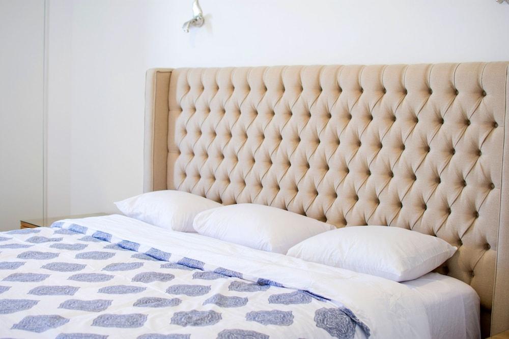 Real View Towers E706 by Casago