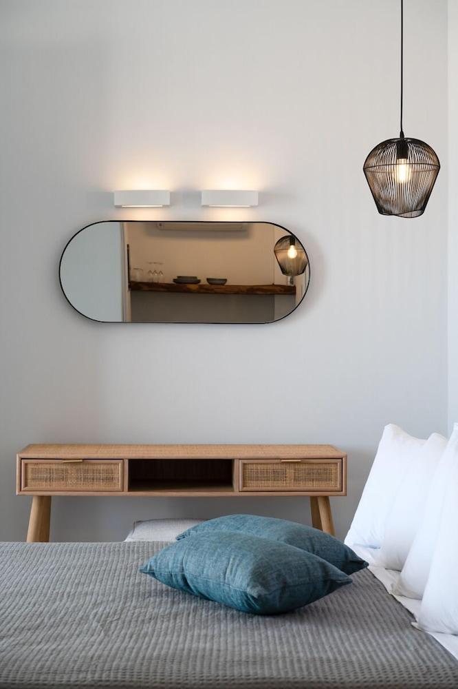 Drios Luxury Studios