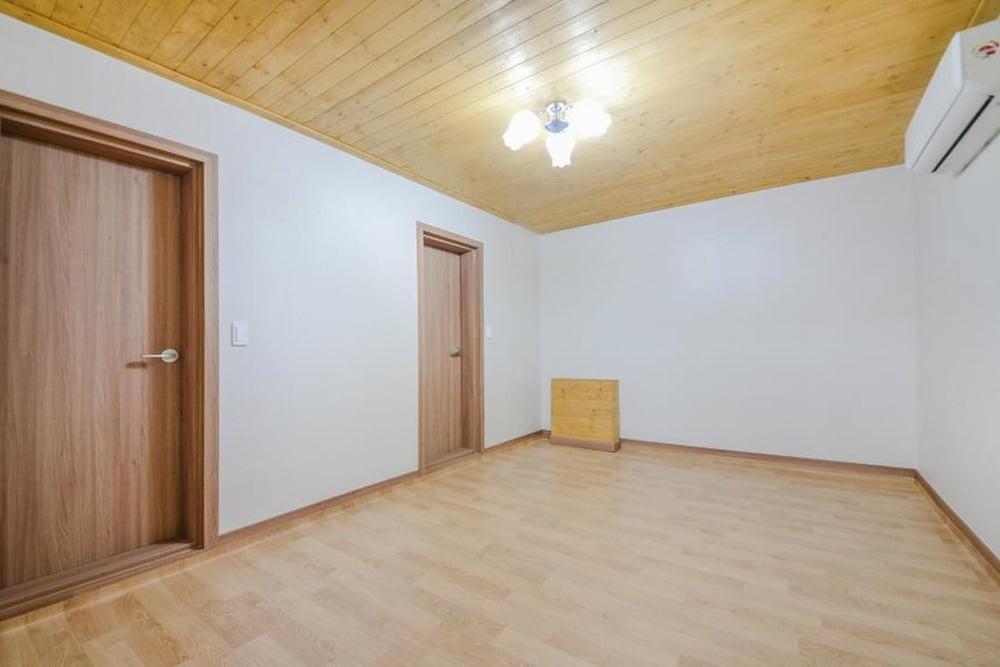 Yangyang Water Sol Valley Pension