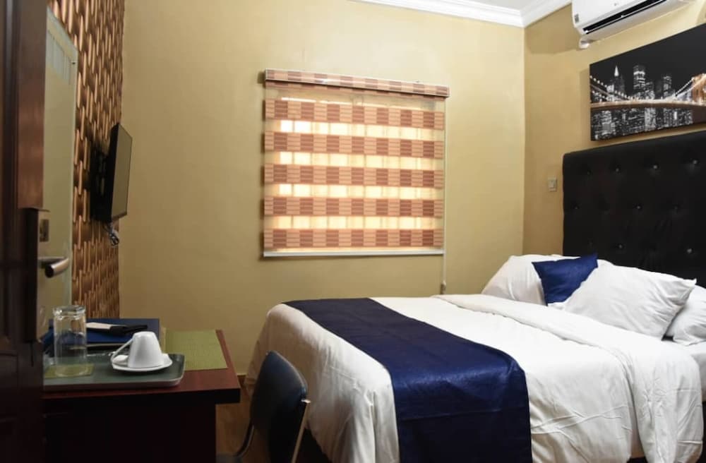 Stunning 3-bed House in Well Secured Estate, Lekki