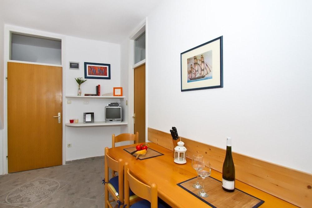 A2 - Best Location in Center With the sea View