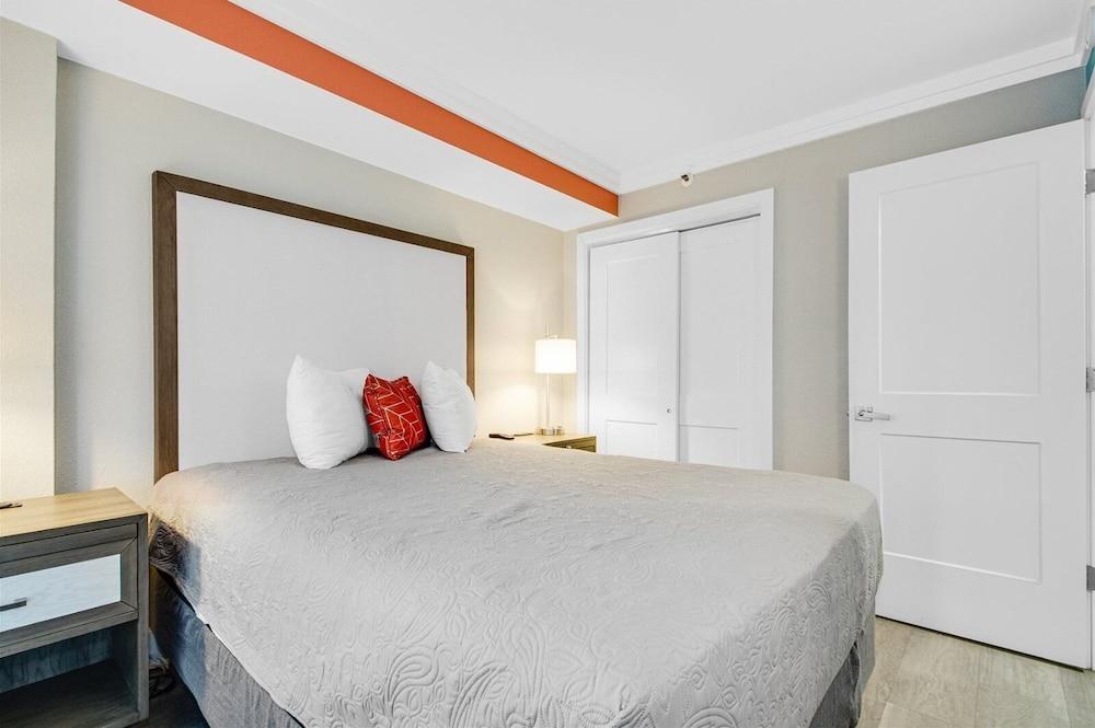 Grand Cayman by Escape