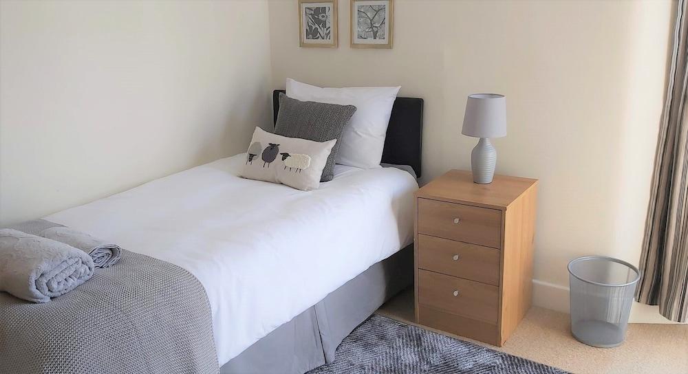 Atholl Rd Self Catering - 131