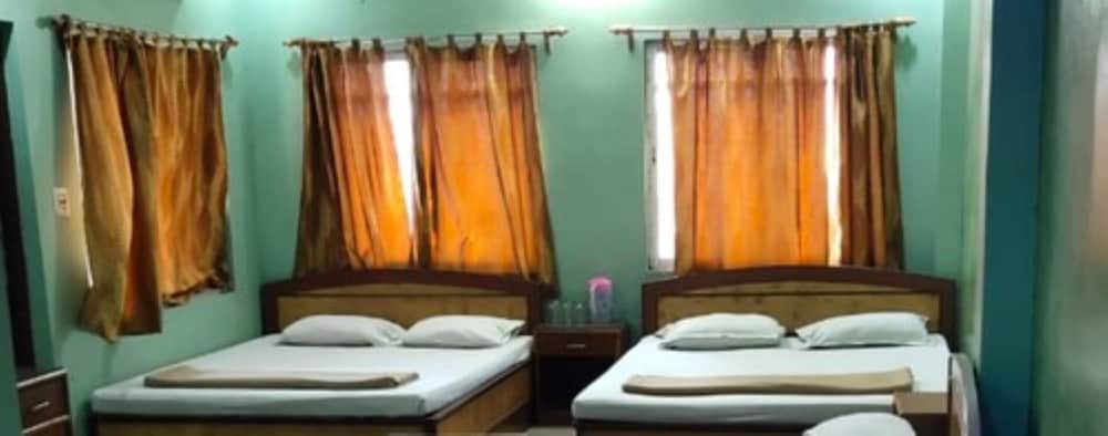 Goroomgo Sunny Digha