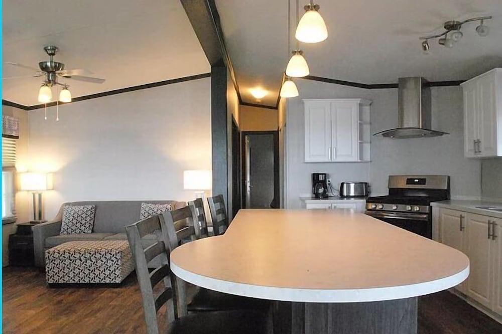 Great Blue Resorts - Golden Beach Resort