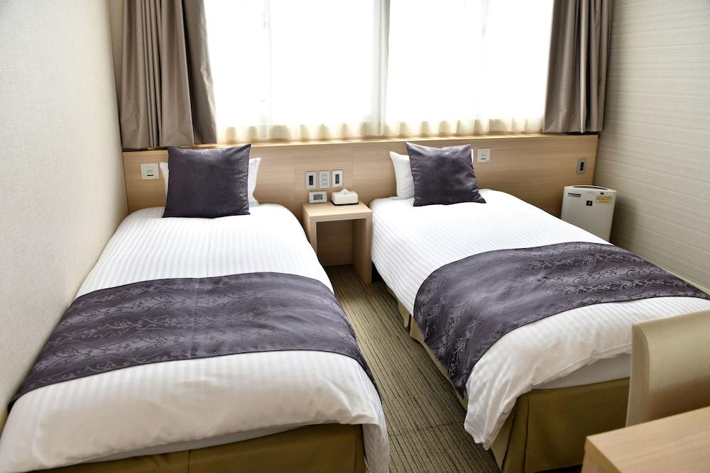 New Commander Hotel Osaka Neyagawa