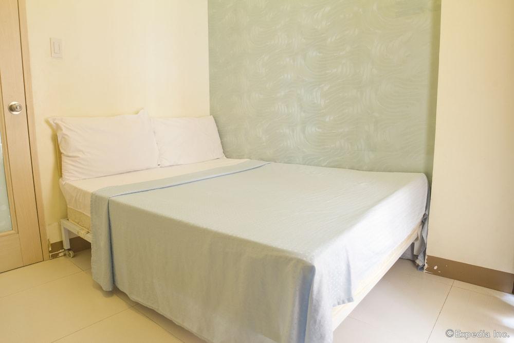 Airport Apartments Manila