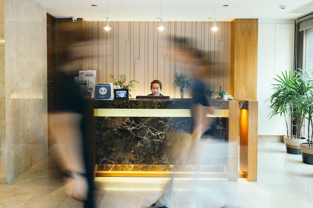 Thomson Residence Hotel