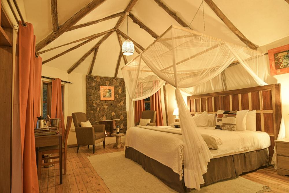 Gorilla Safari Lodge