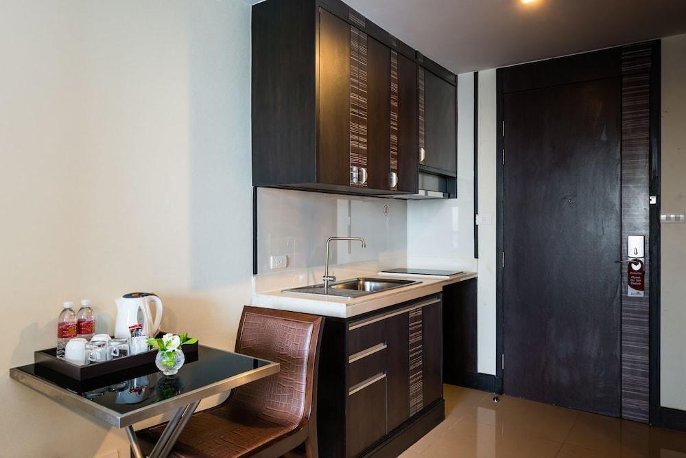 Jasmine Grande Residence