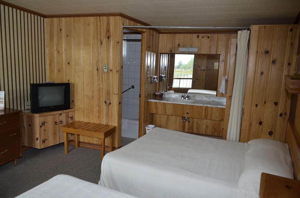 Hôtel Motel Les Voitures d'Eau