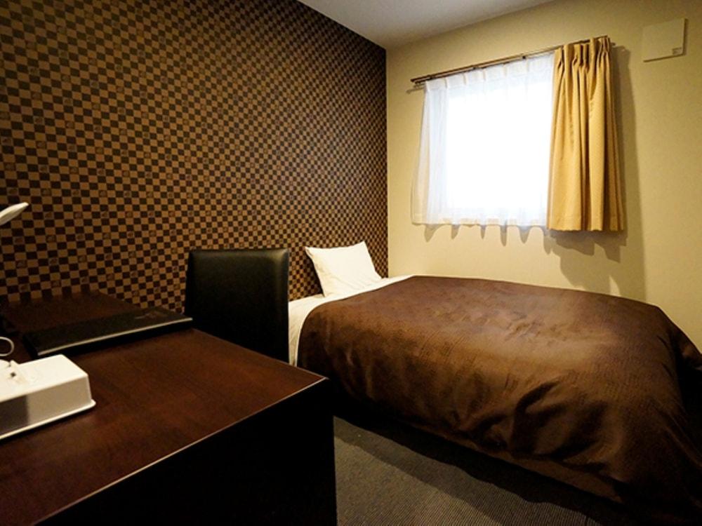 HOTEL LiVEMAX Himeji Ekimae