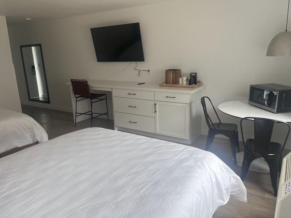 The Varsity Inn North