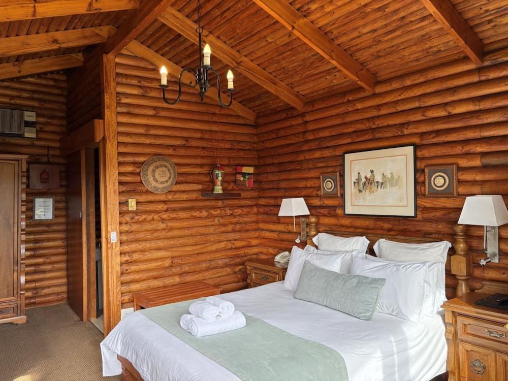 Eight Bells Mountain Inn