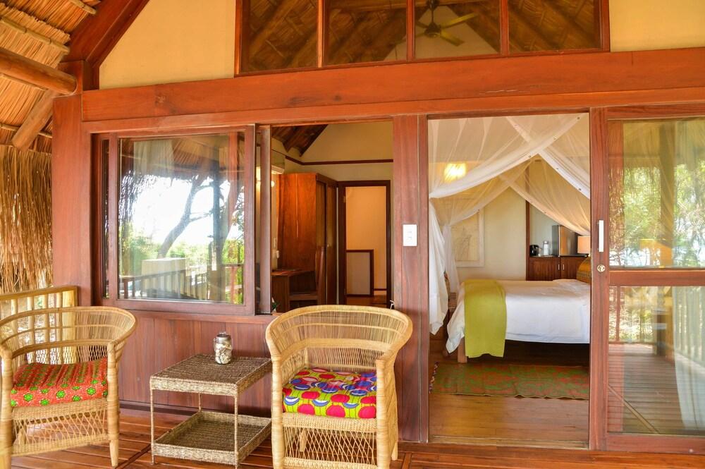 Machangulo Beach Lodge