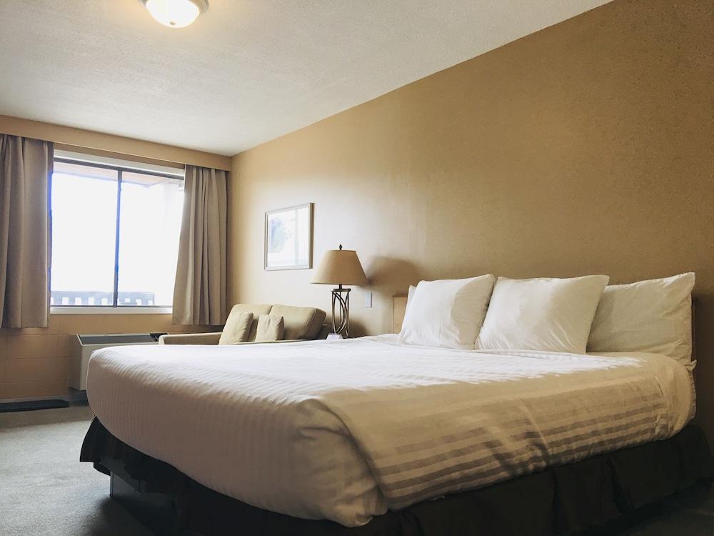 Thunderbird Motor Inn