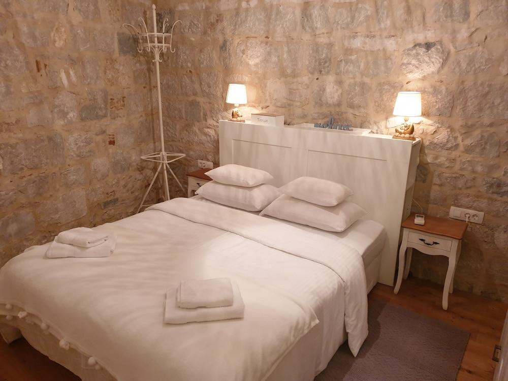 Bouganvillea Split Apartments