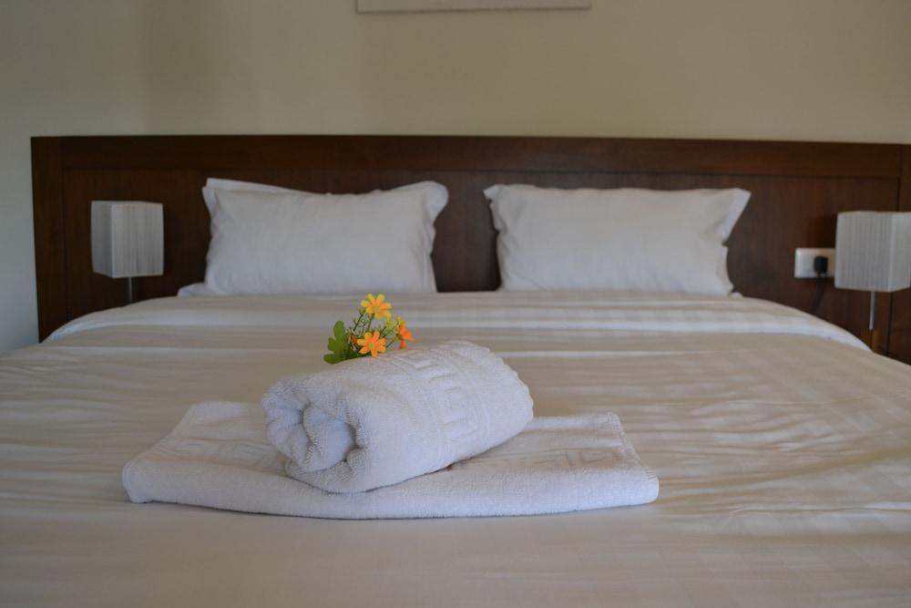 Phoenicia Comfort Hotel