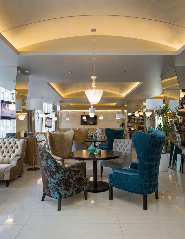 Atlantic Garden Resort