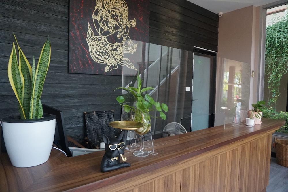 Signature Phuket Resort