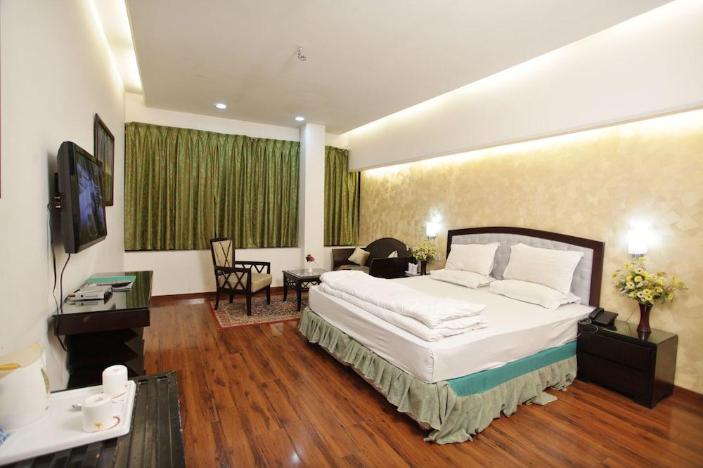 Hotel Grand Mumtaz Towers