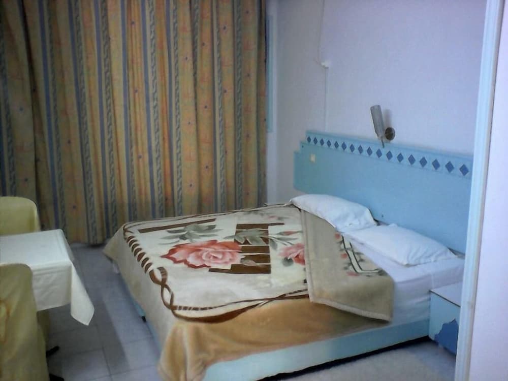 Houria House Sable d'Or