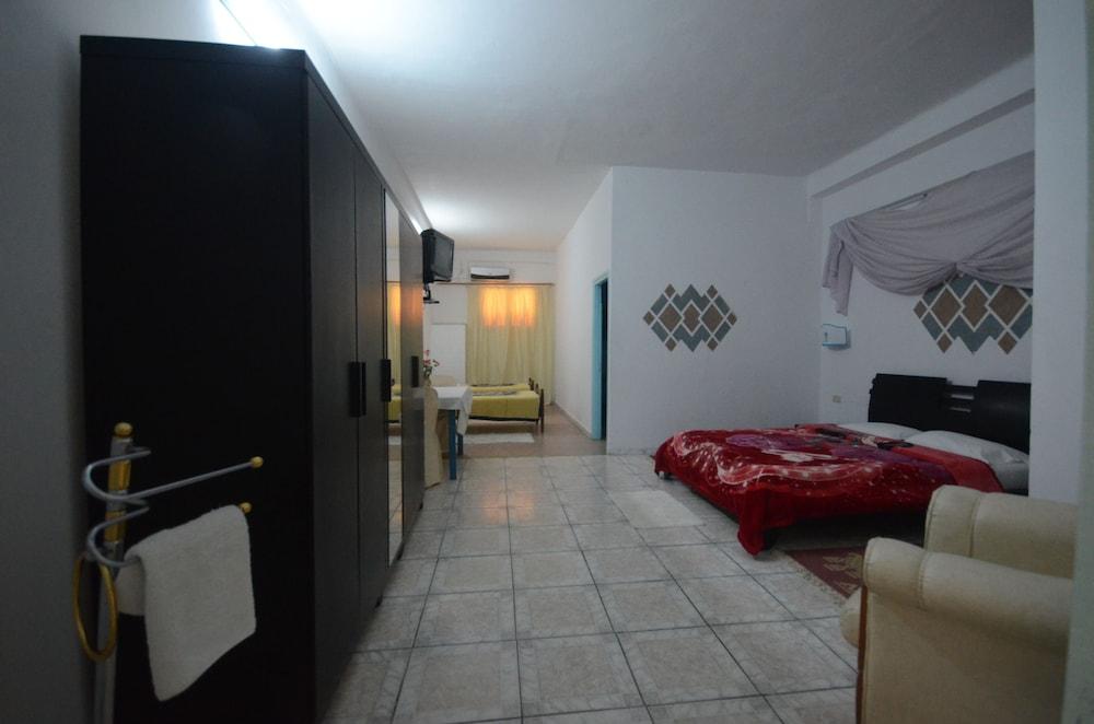 Houria House Sable d'Or